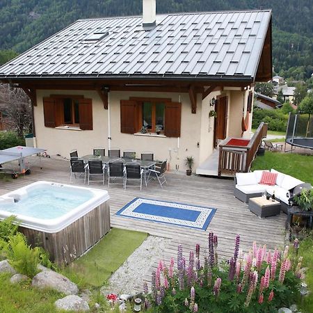 Chamonix Large Chalet, Sleeps 12, 200M2, 5 Bedroom, 4 Bathroom, Garden, Jacuzzi, Sauna Luaran gambar