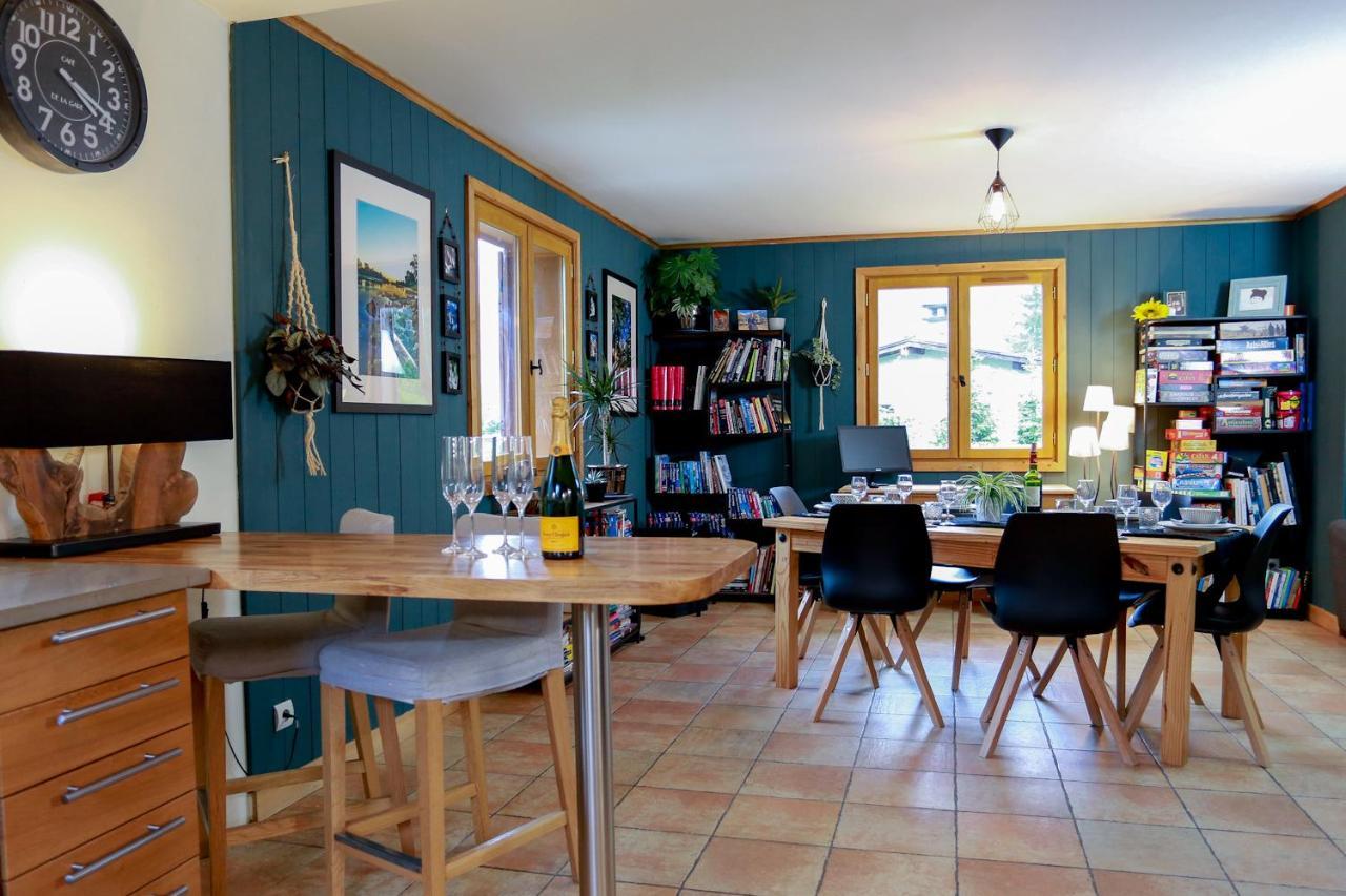 Chamonix Large Chalet, Sleeps 12, 200M2, 5 Bedroom, 4 Bathroom, Garden, Jacuzzi, Sauna Luaran gambar