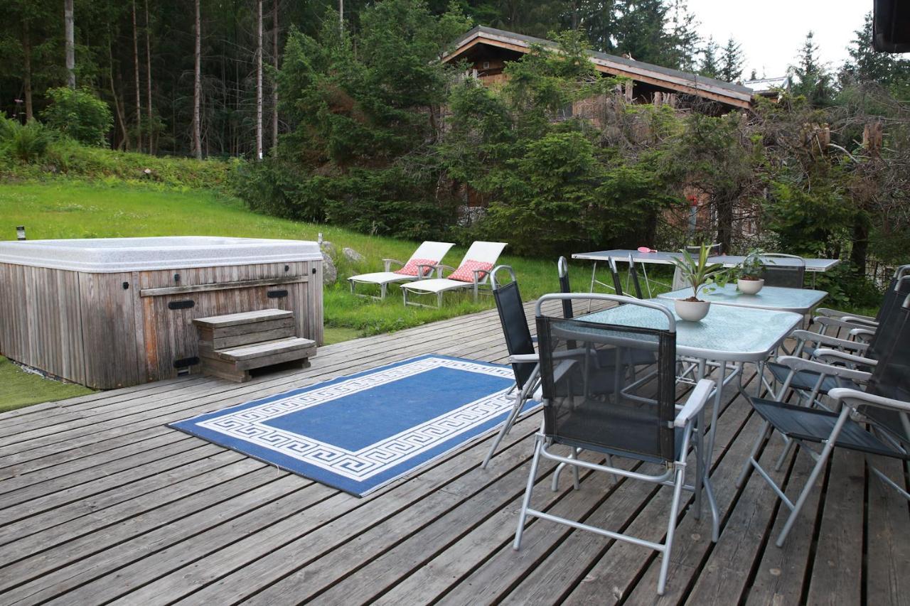 Chamonix Large Chalet, Sleeps 12, 200M2, 5 Bedroom, 4 Bathroom, Garden, Jacuzzi, Sauna Luaran gambar